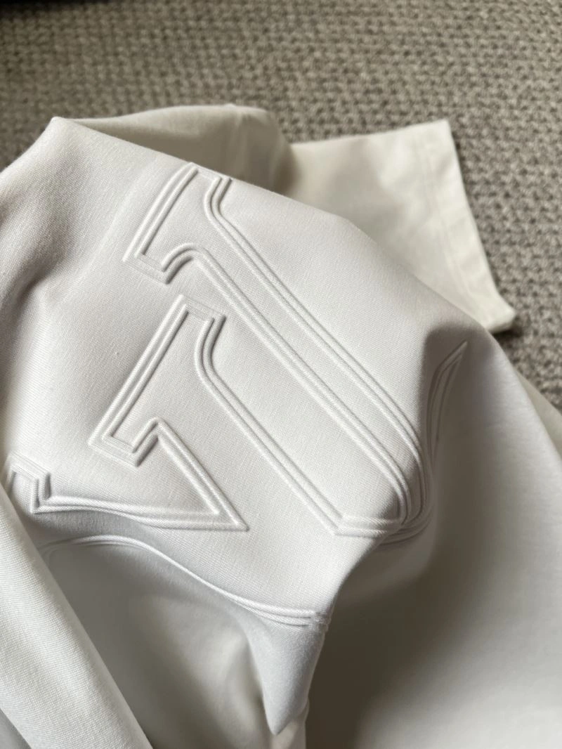 Breathable Louis Vuitton T-Shirts 135720