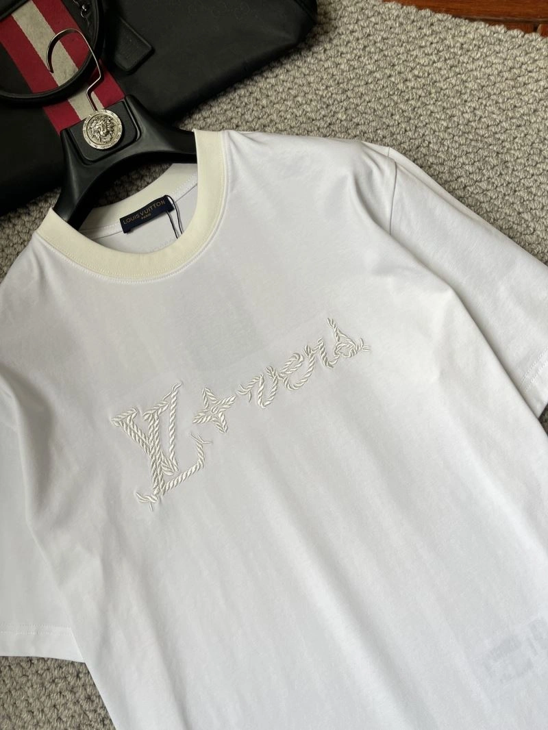 TechFriendly Louis Vuitton T-Shirts 135723