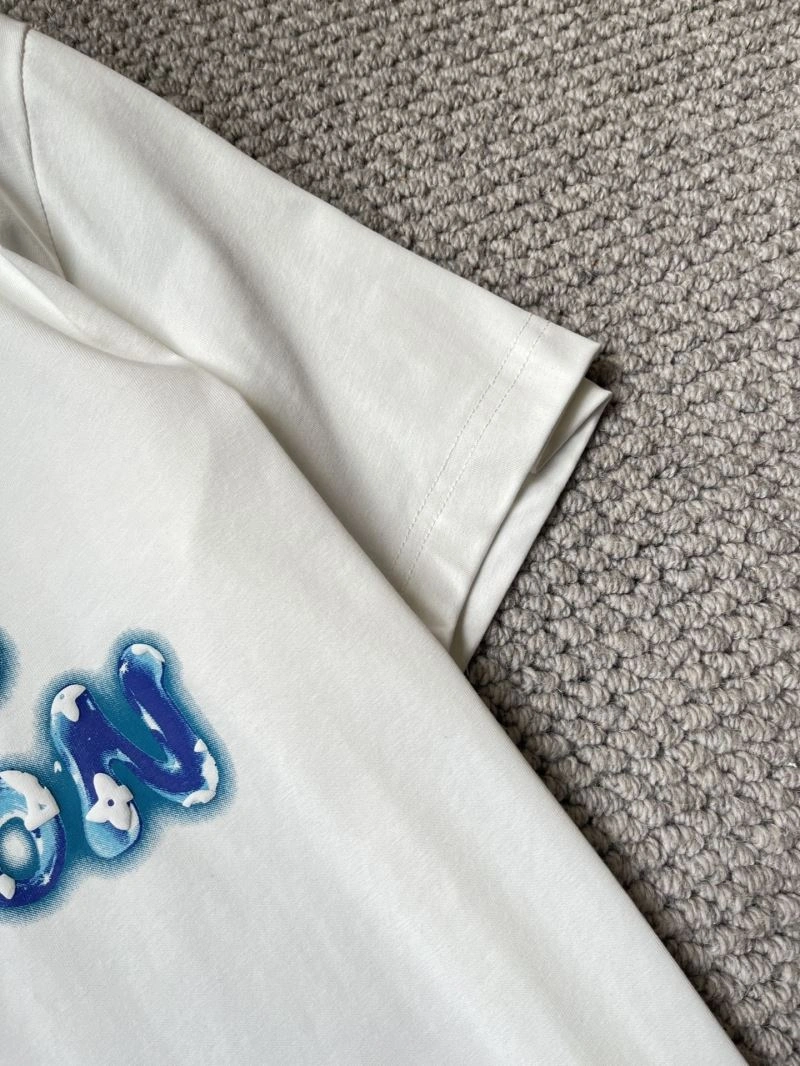 Louis Vuitton T-Shirts Stretchable 135716
