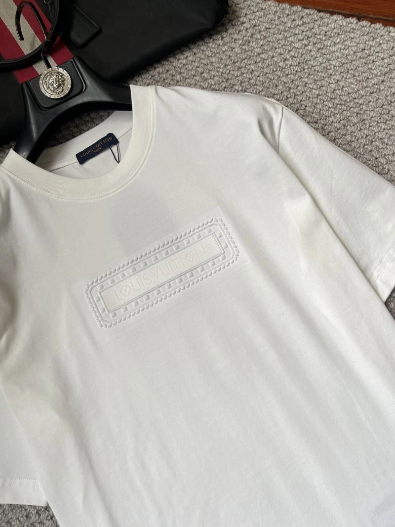 Louis Vuitton T-Shirts EasyCare 135713