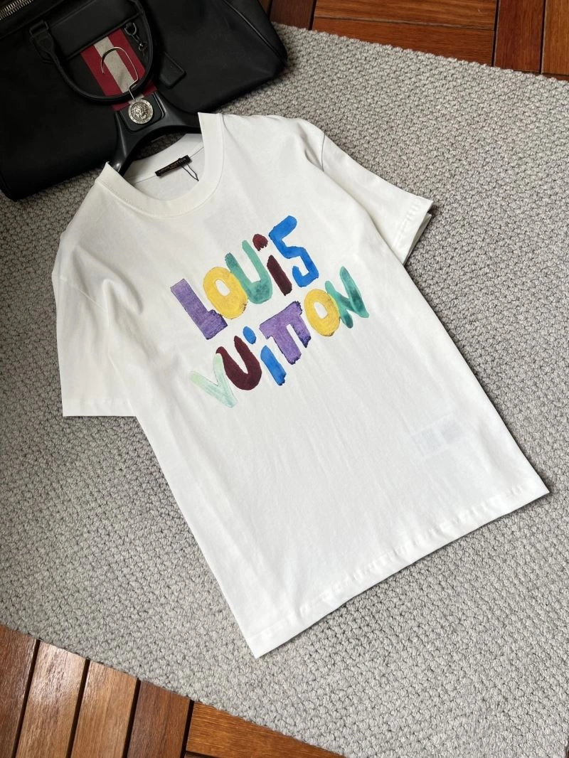 Louis Vuitton T-Shirts Refined 135710