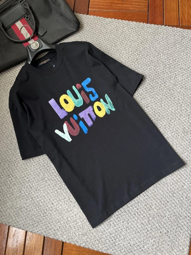 Louis Vuitton T-Shirts Refined 135710