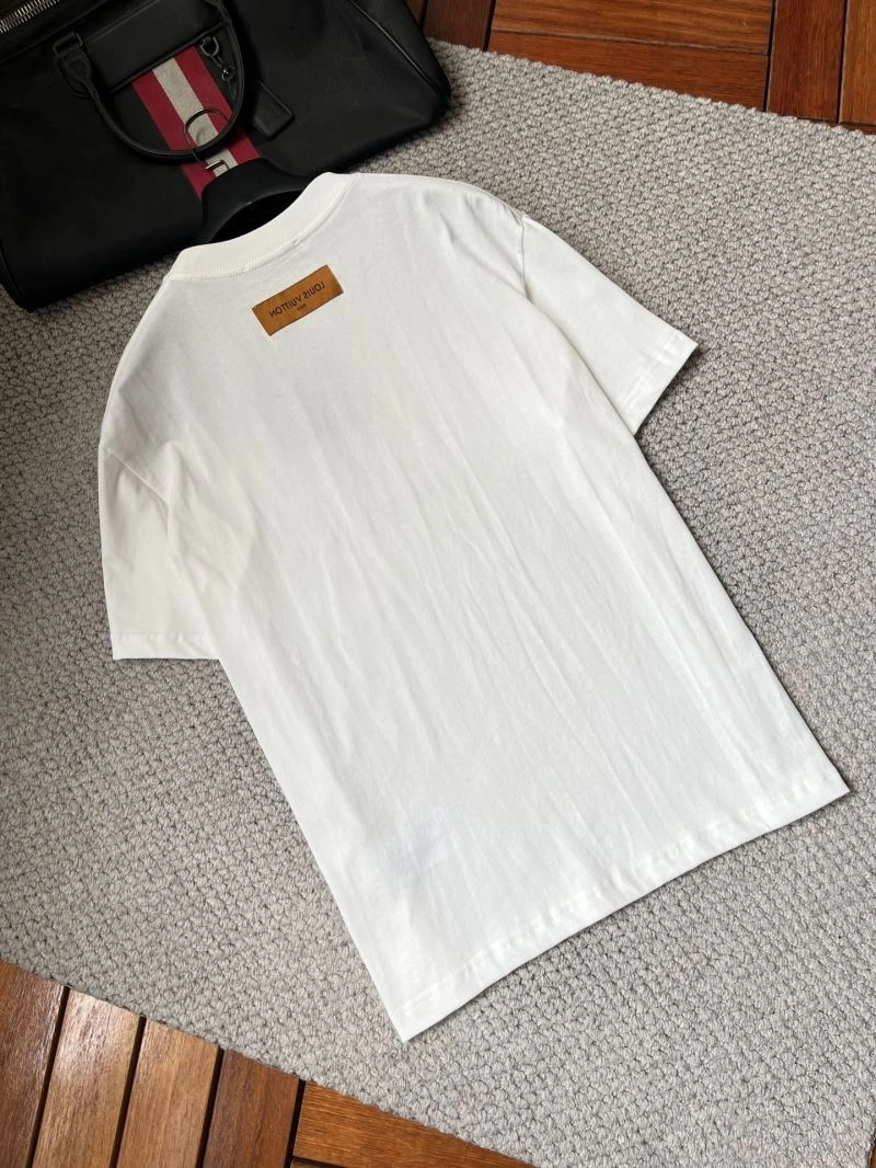 Louis Vuitton T-Shirts Refined 135710