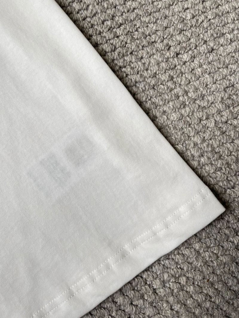 Louis Vuitton T-Shirts Practical 135709