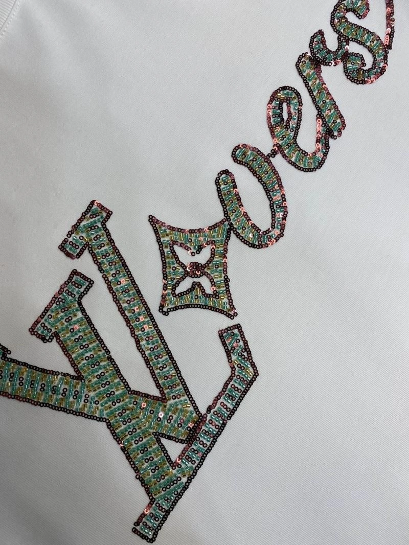 Louis Vuitton T-Shirts Snug 135687