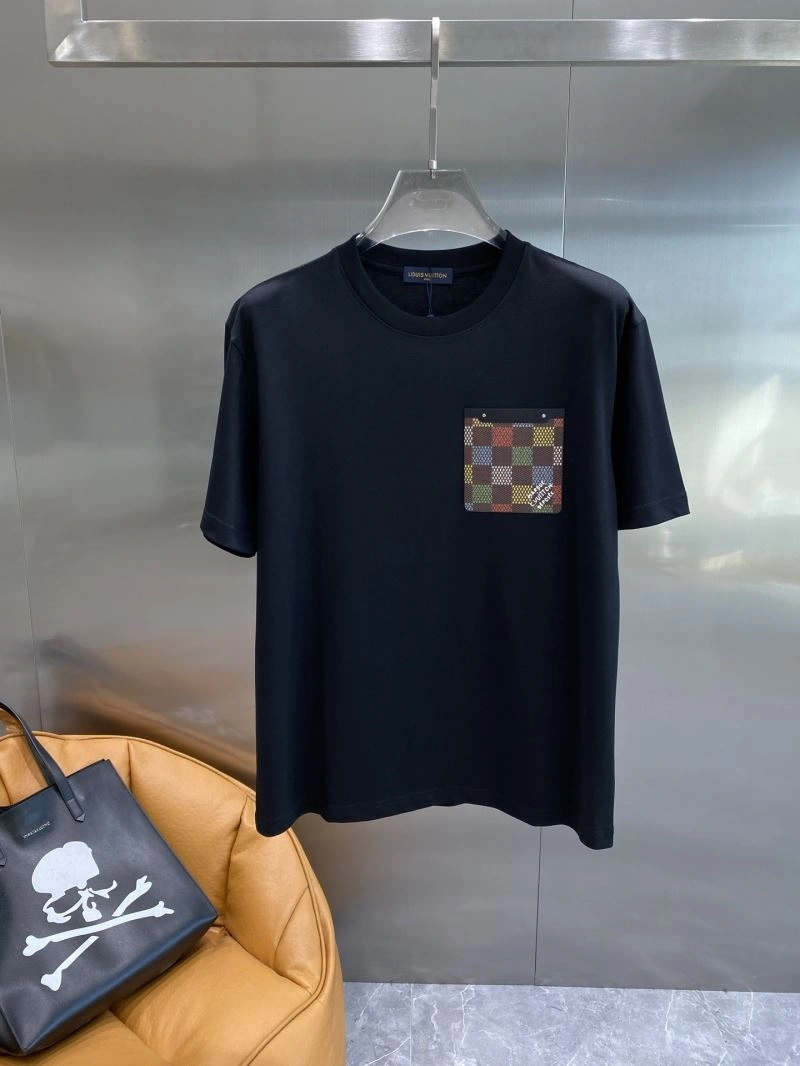 Louis Vuitton T-Shirts WeatherProof 135686
