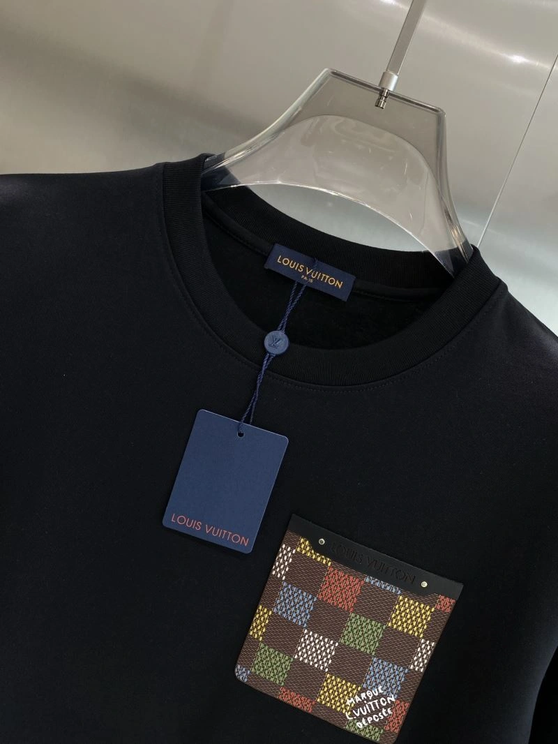 Louis Vuitton T-Shirts WeatherProof 135686