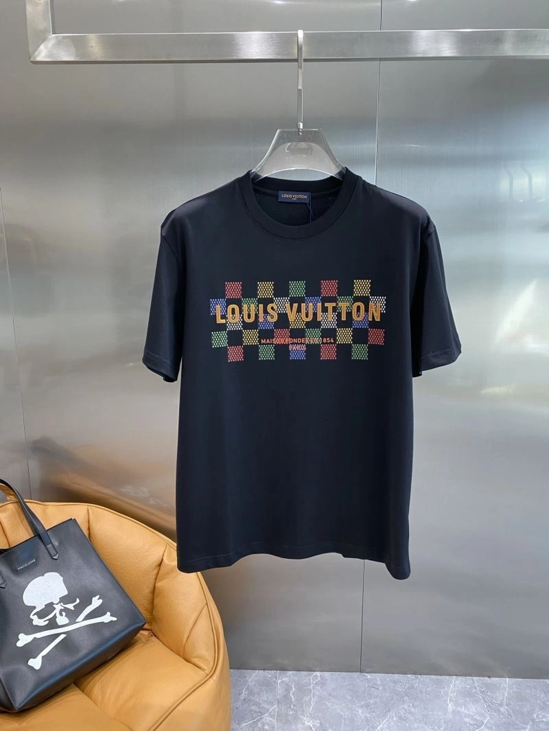 Louis Vuitton T-Shirts Stylish 135691