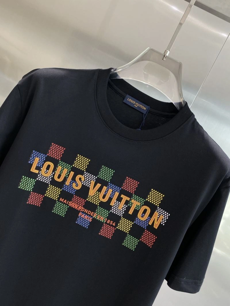 Louis Vuitton T-Shirts Stylish 135691