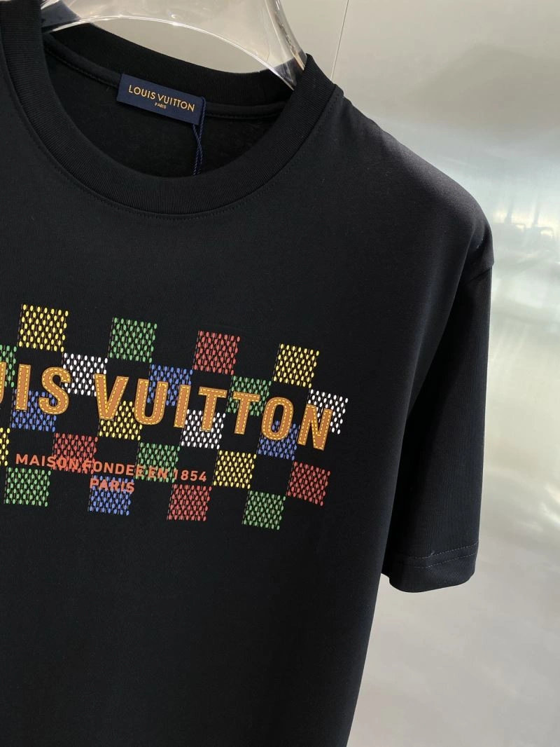Louis Vuitton T-Shirts Stylish 135691