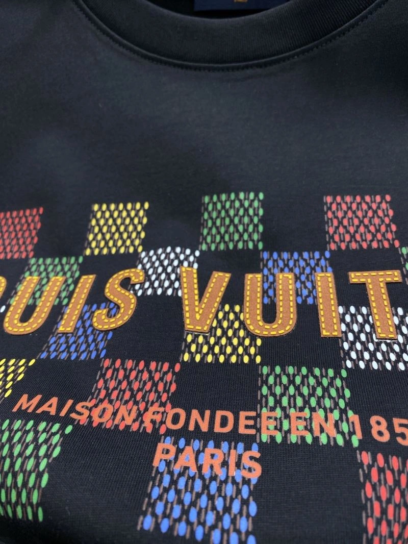 Louis Vuitton T-Shirts Stylish 135691
