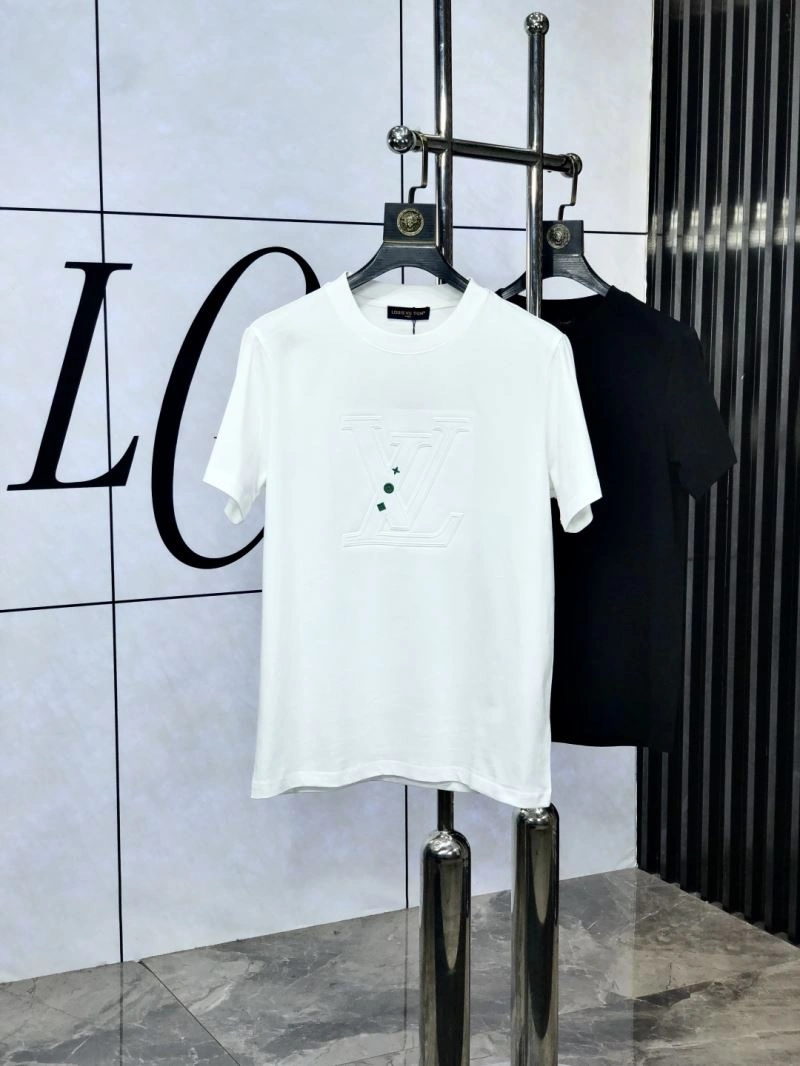 Louis Vuitton T-Shirts GoodFit 135702