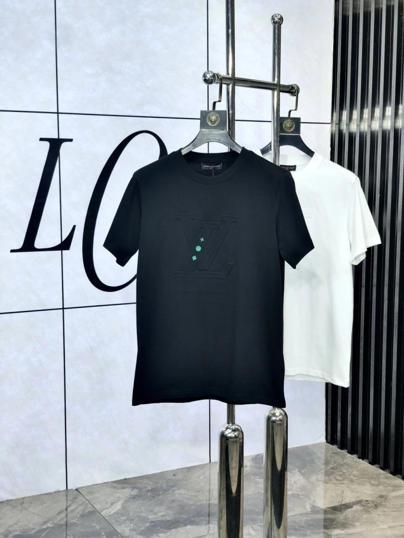 Louis Vuitton T-Shirts GoodFit 135702