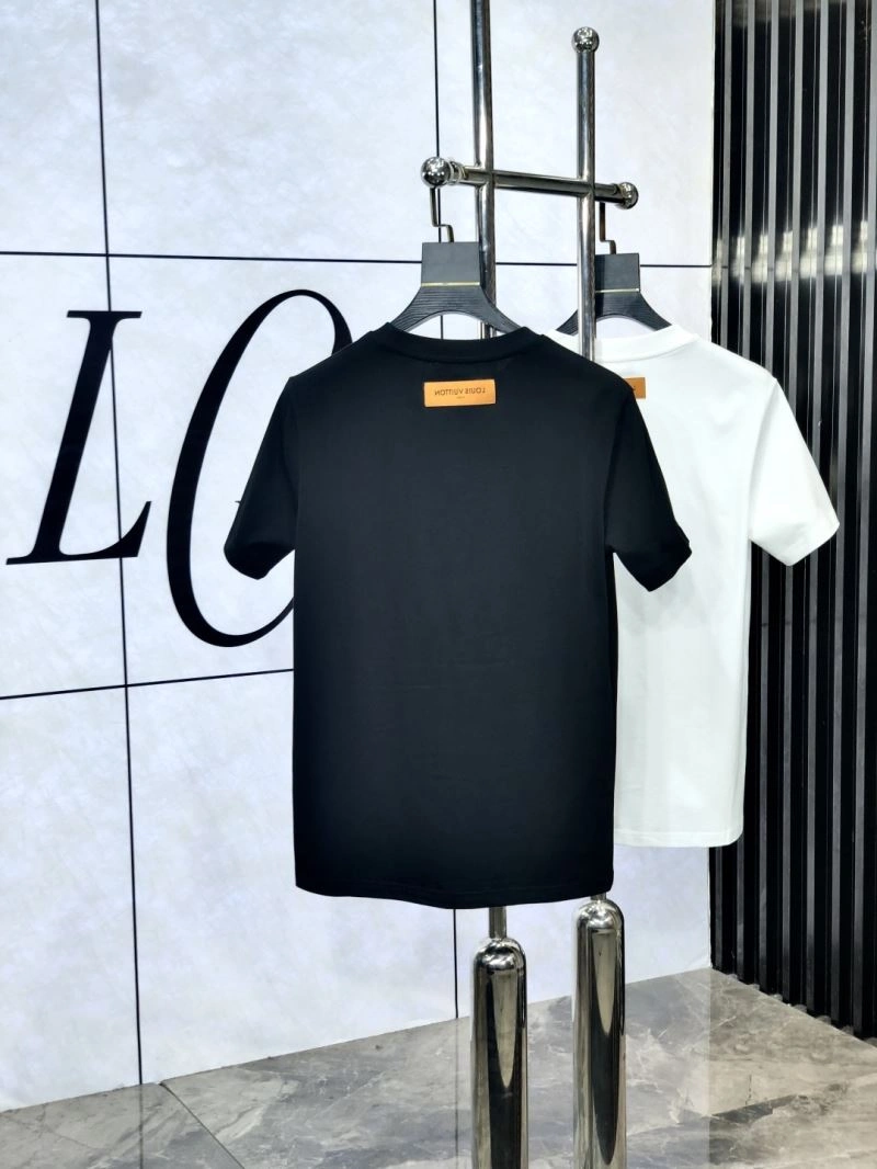Louis Vuitton T-Shirts GoodFit 135702