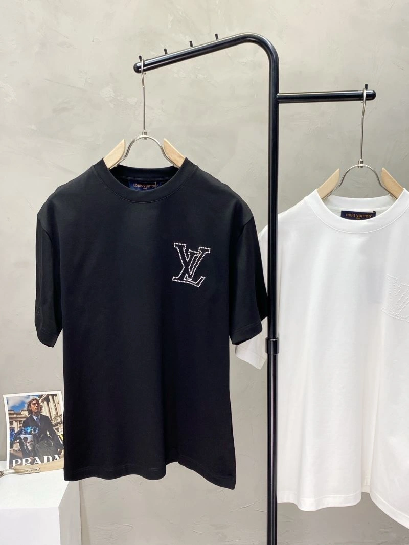 ModernLook Louis Vuitton T-Shirts 135679