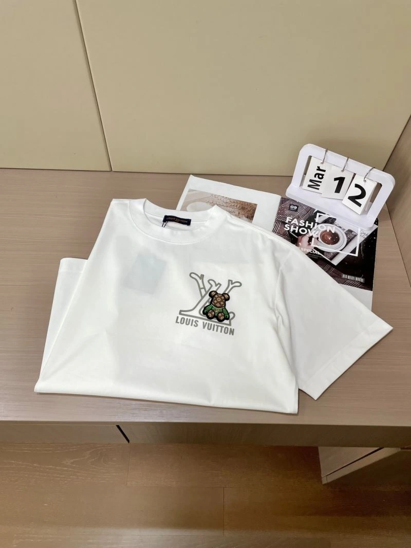 ModernLook Louis Vuitton T-Shirts 135708