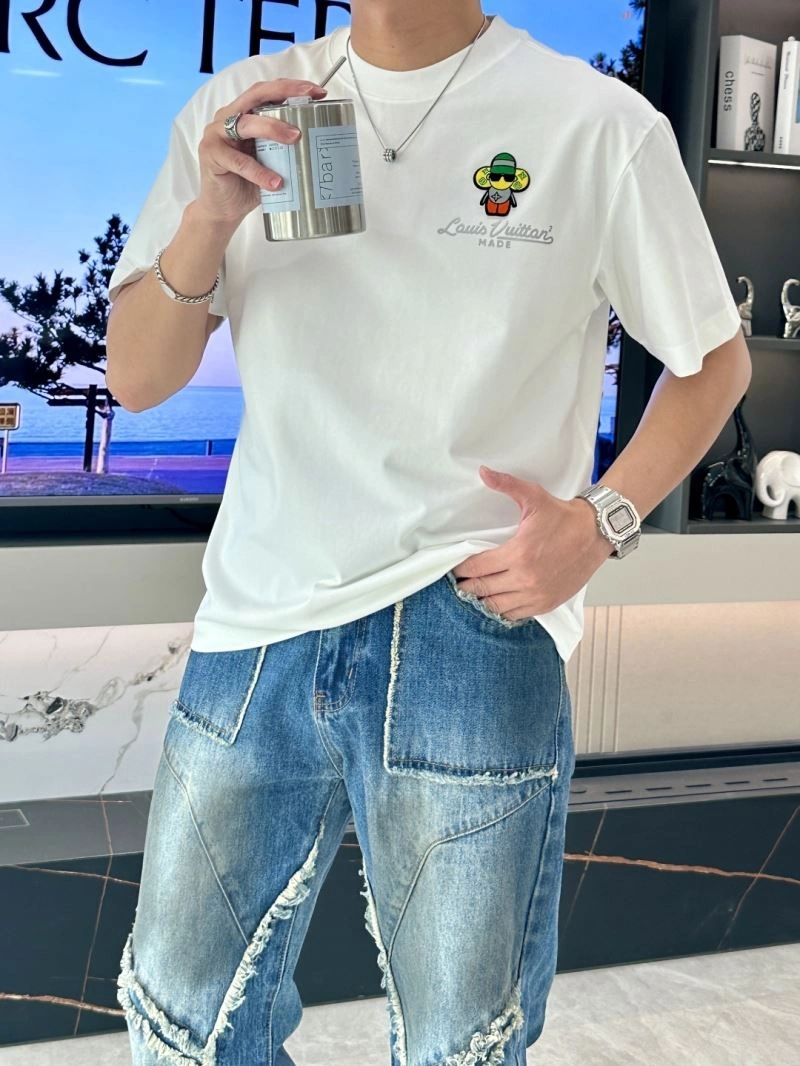 Bright Louis Vuitton T-Shirts 135685