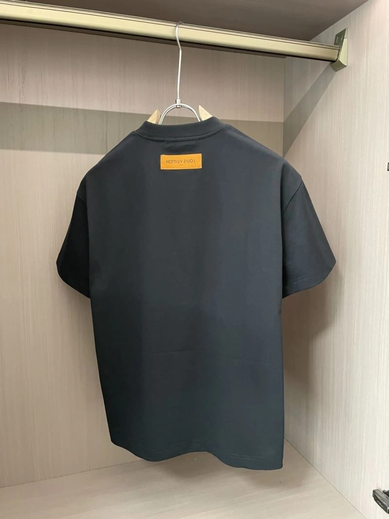 Louis Vuitton T-Shirts TimelessDesign 135680