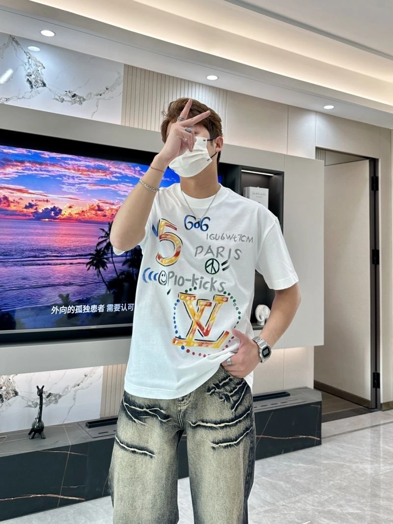 Louis Vuitton T-Shirts TravelReady 135682