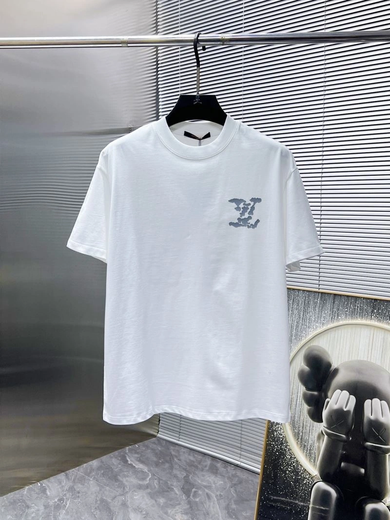 WeatherProof Louis Vuitton T-Shirts 135706