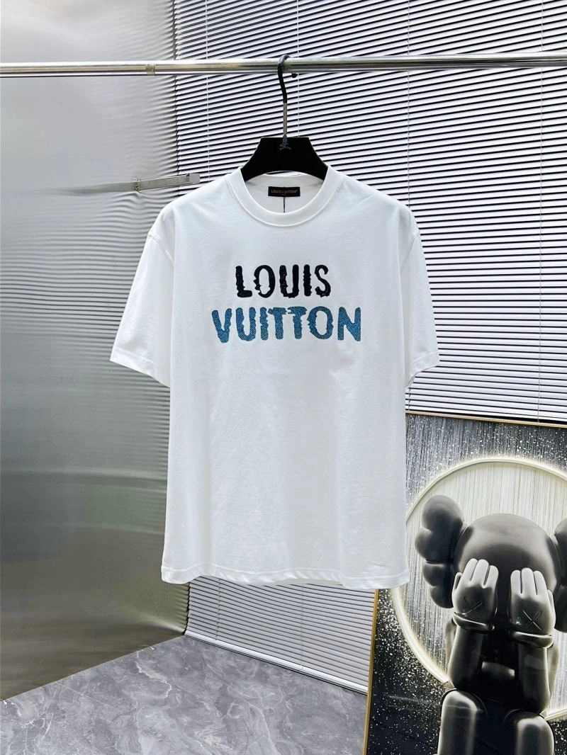 SmoothTexture Louis Vuitton T-Shirts 135684