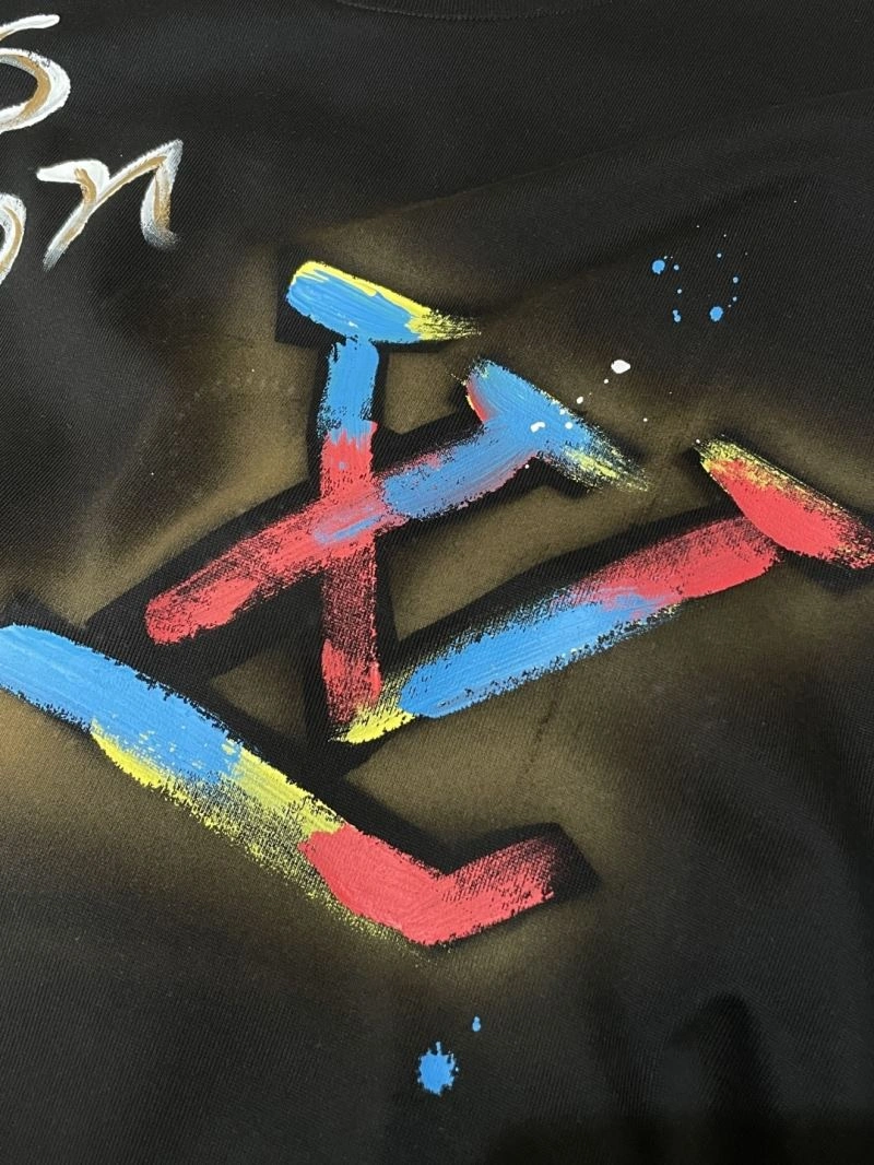 Elegant Louis Vuitton T-Shirts 135693
