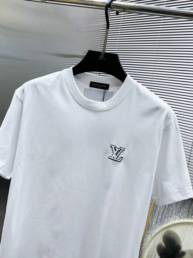 Louis Vuitton T-Shirts Modern 135705