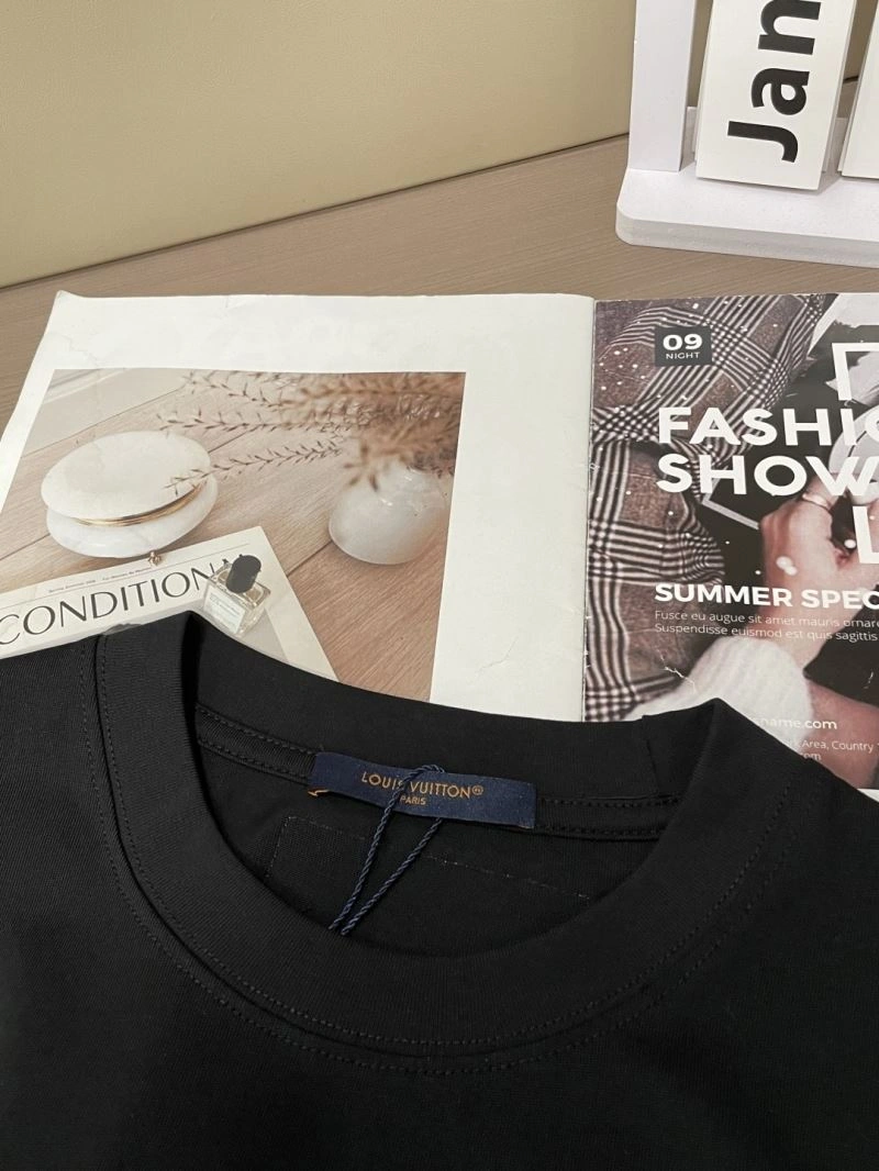 Soft Louis Vuitton T-Shirts 135675