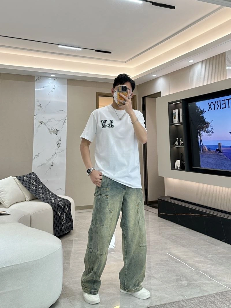 Attractive Louis Vuitton T-Shirts 135676