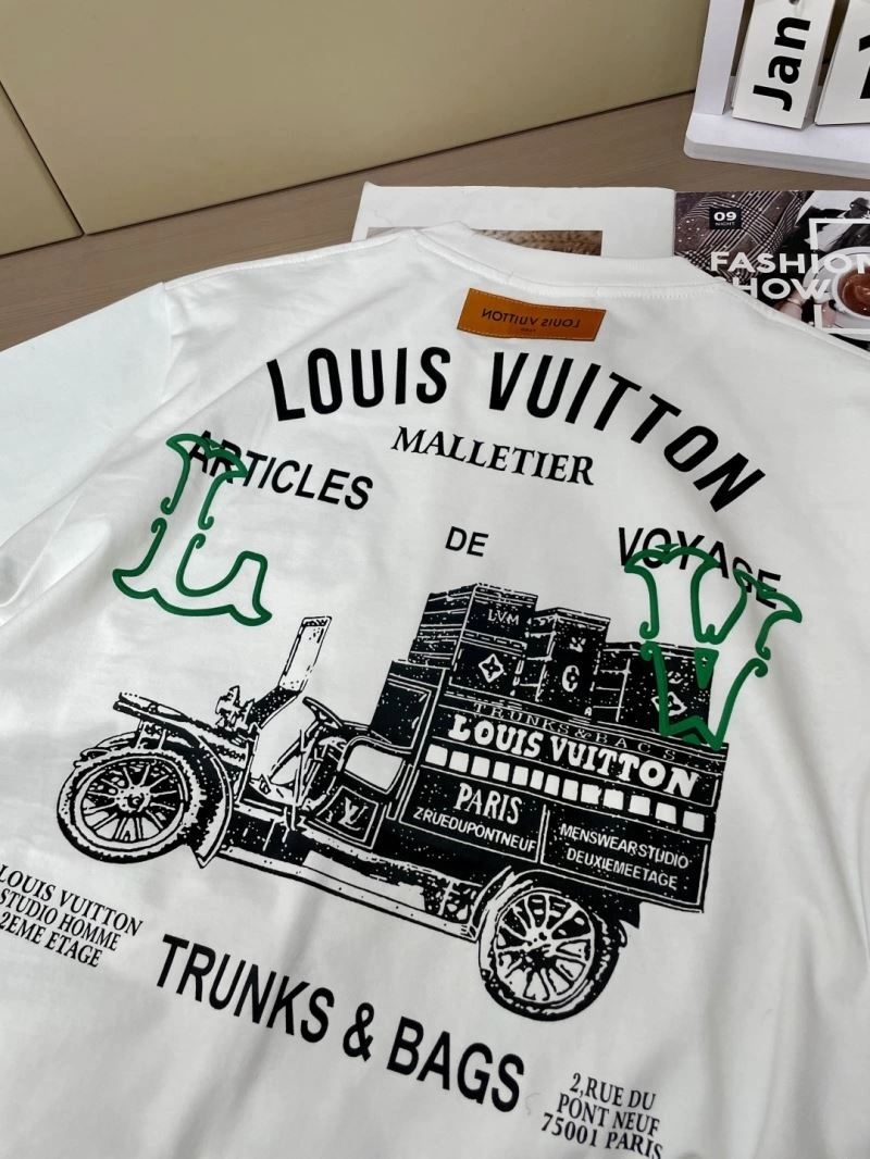 Attractive Louis Vuitton T-Shirts 135676