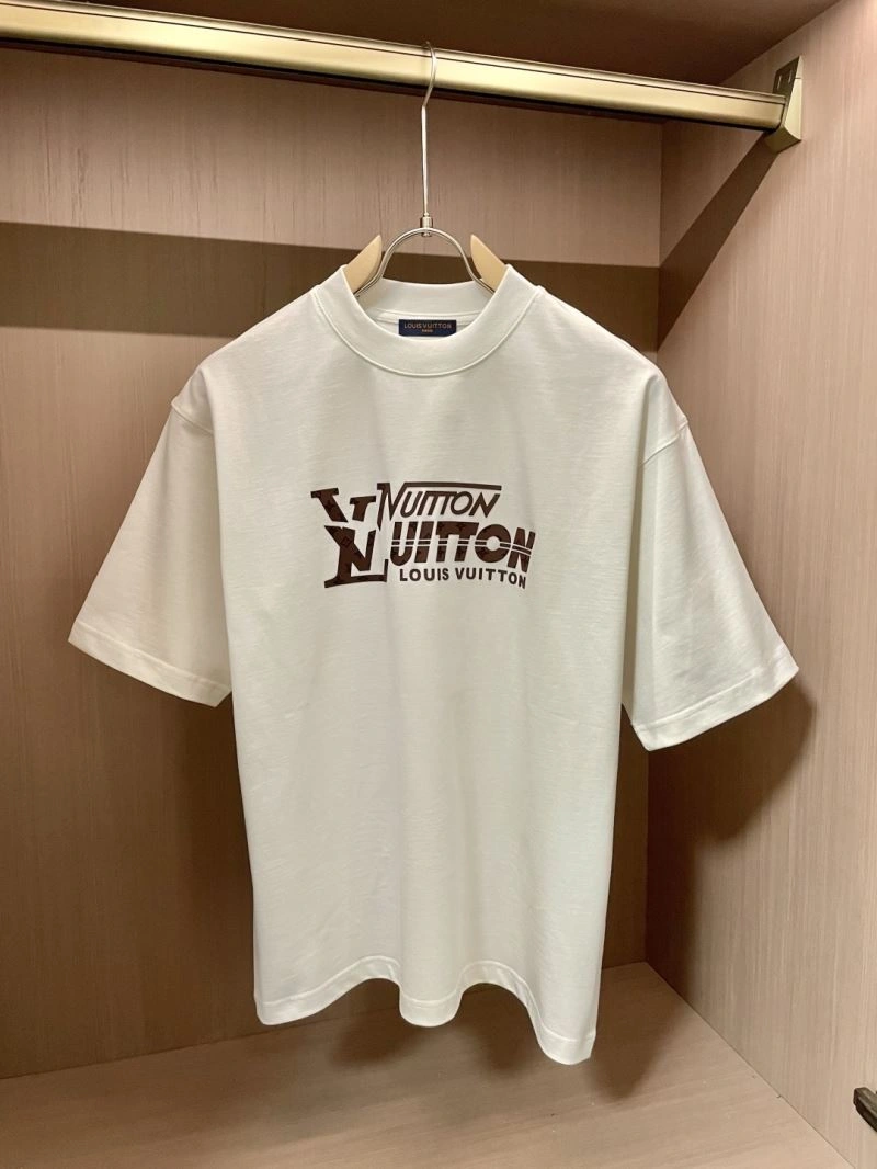 SmoothTexture Louis Vuitton T-Shirts 135673