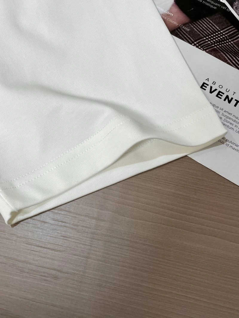 SmoothTexture Louis Vuitton T-Shirts 135673