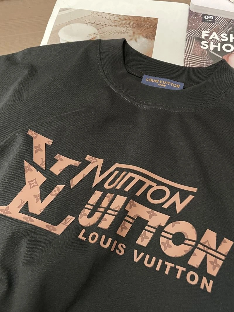 Louis Vuitton T-Shirts Vibrant 135674