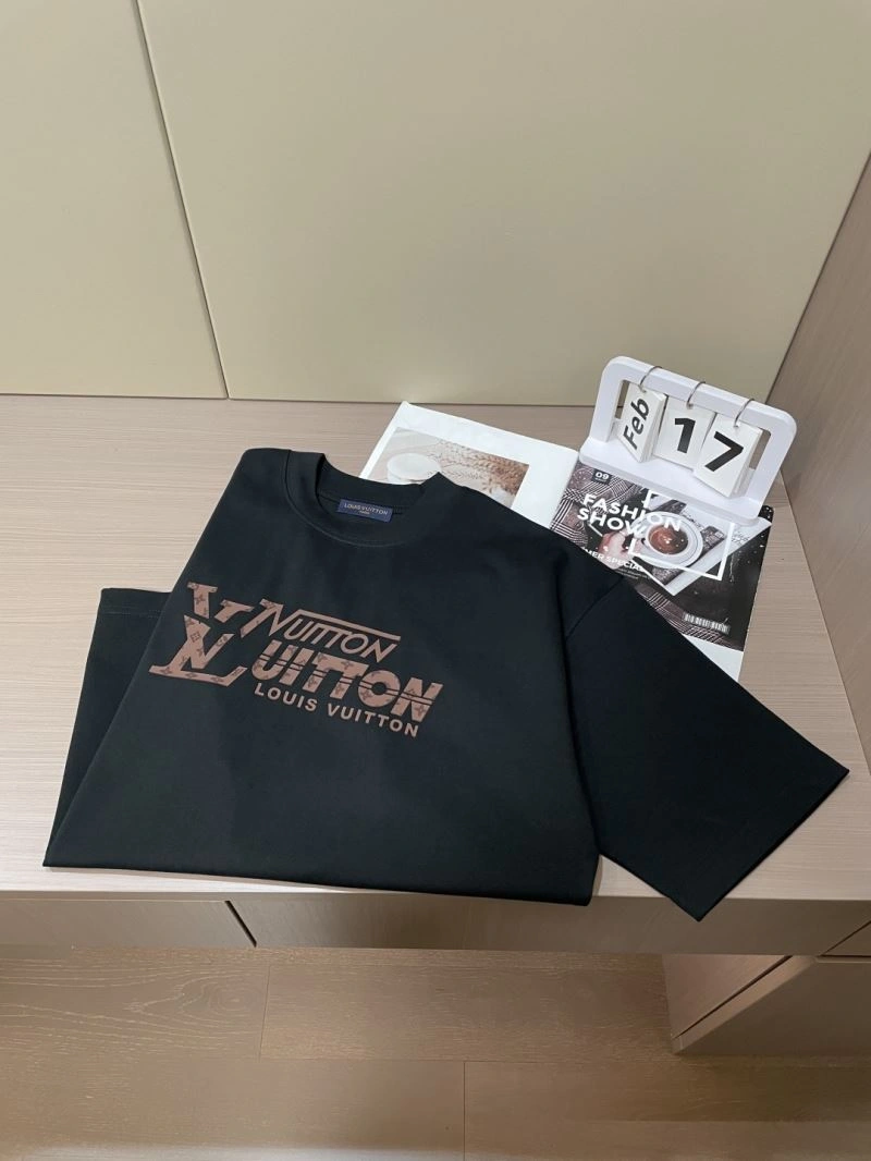 Louis Vuitton T-Shirts Vibrant 135674