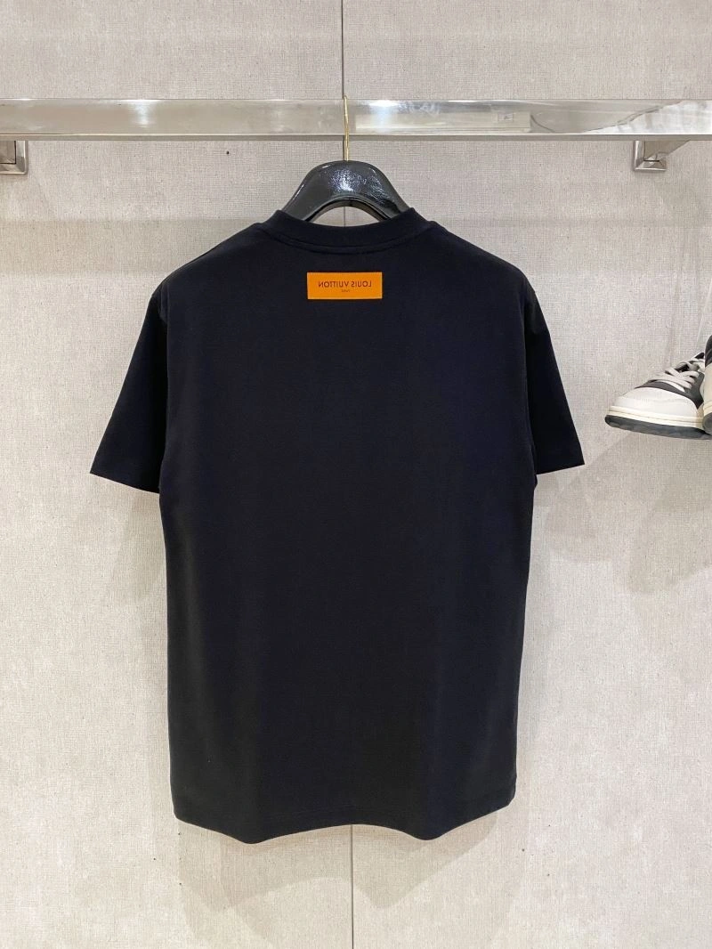 Louis Vuitton T-Shirts Youthful 135671