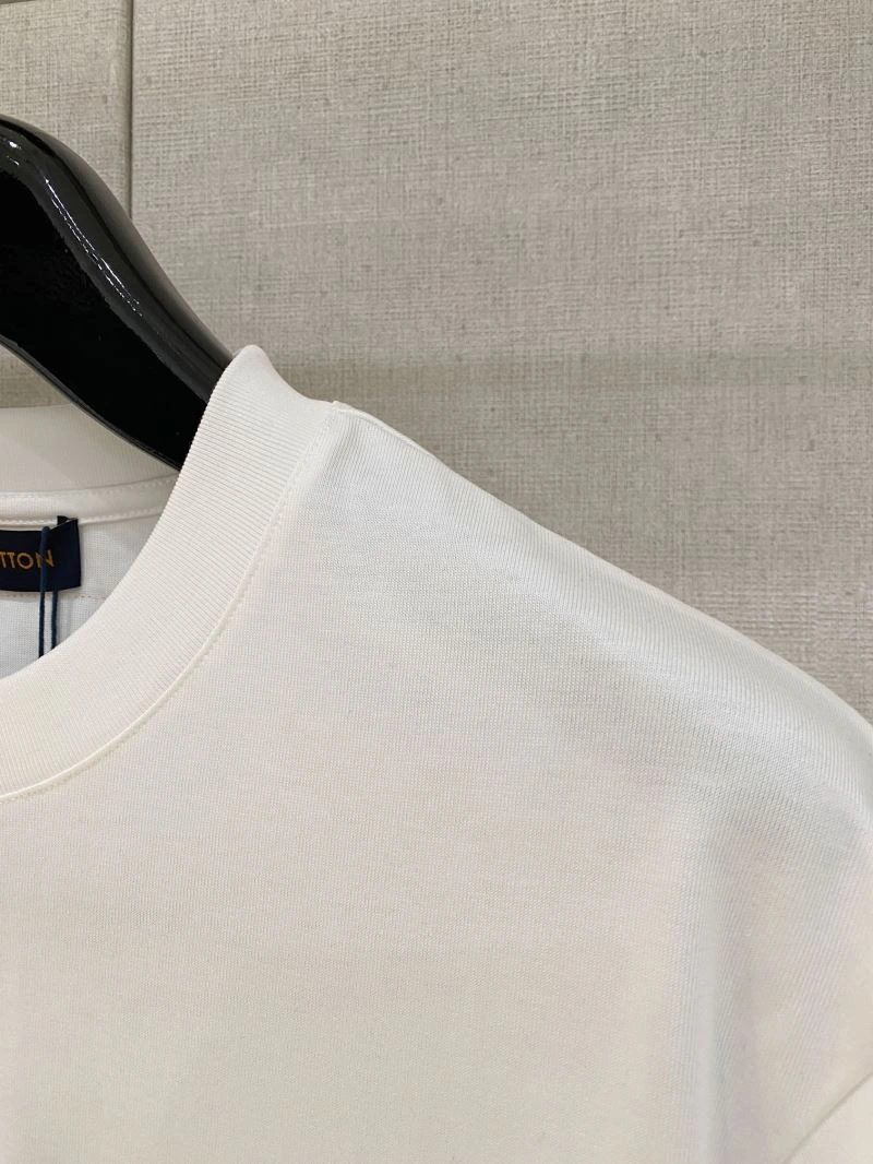 HighQuality Louis Vuitton T-Shirts 135670