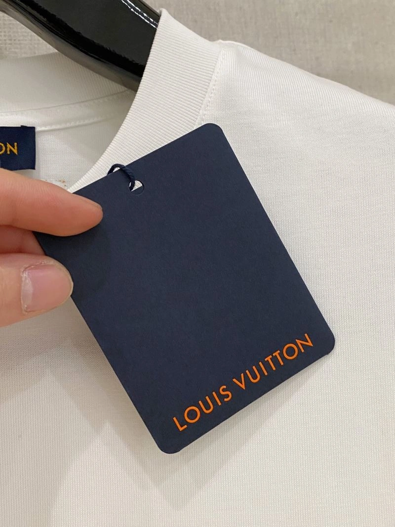 HighQuality Louis Vuitton T-Shirts 135670