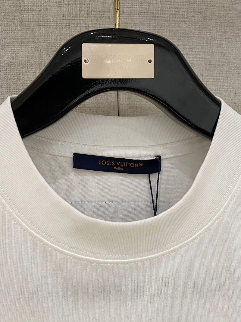 Louis Vuitton T-Shirts Supportive 135669
