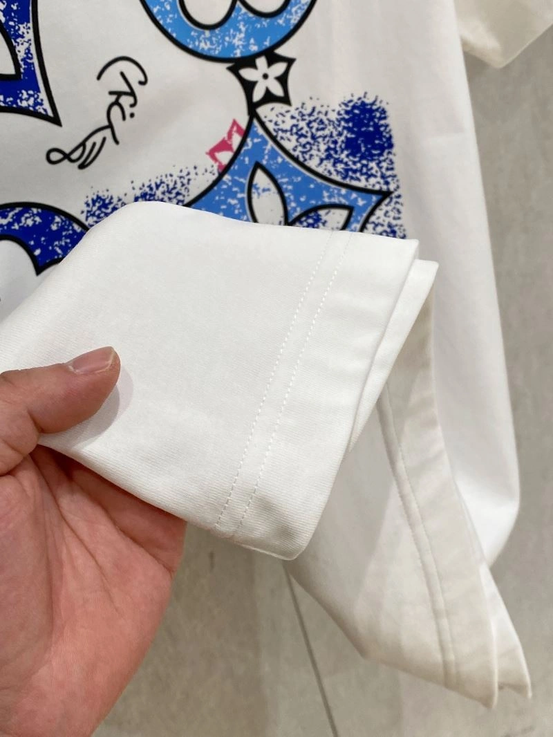 Louis Vuitton T-Shirts Supportive 135669
