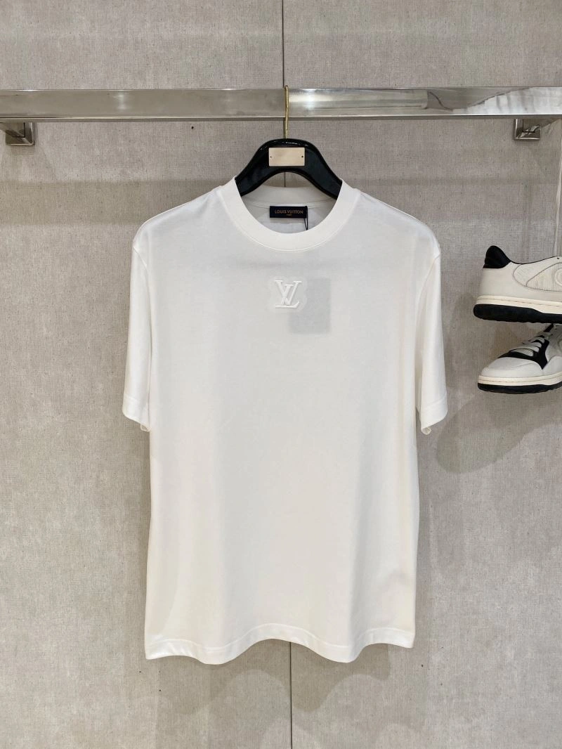 SportInspired Louis Vuitton T-Shirts 135661