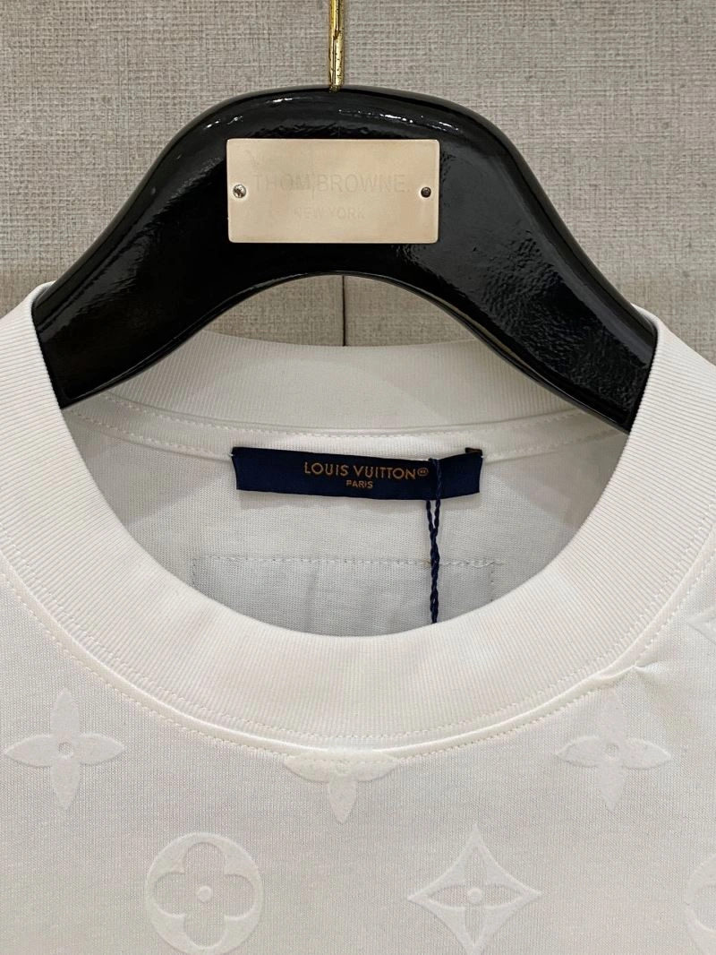 ModernLook Louis Vuitton T-Shirts 135662