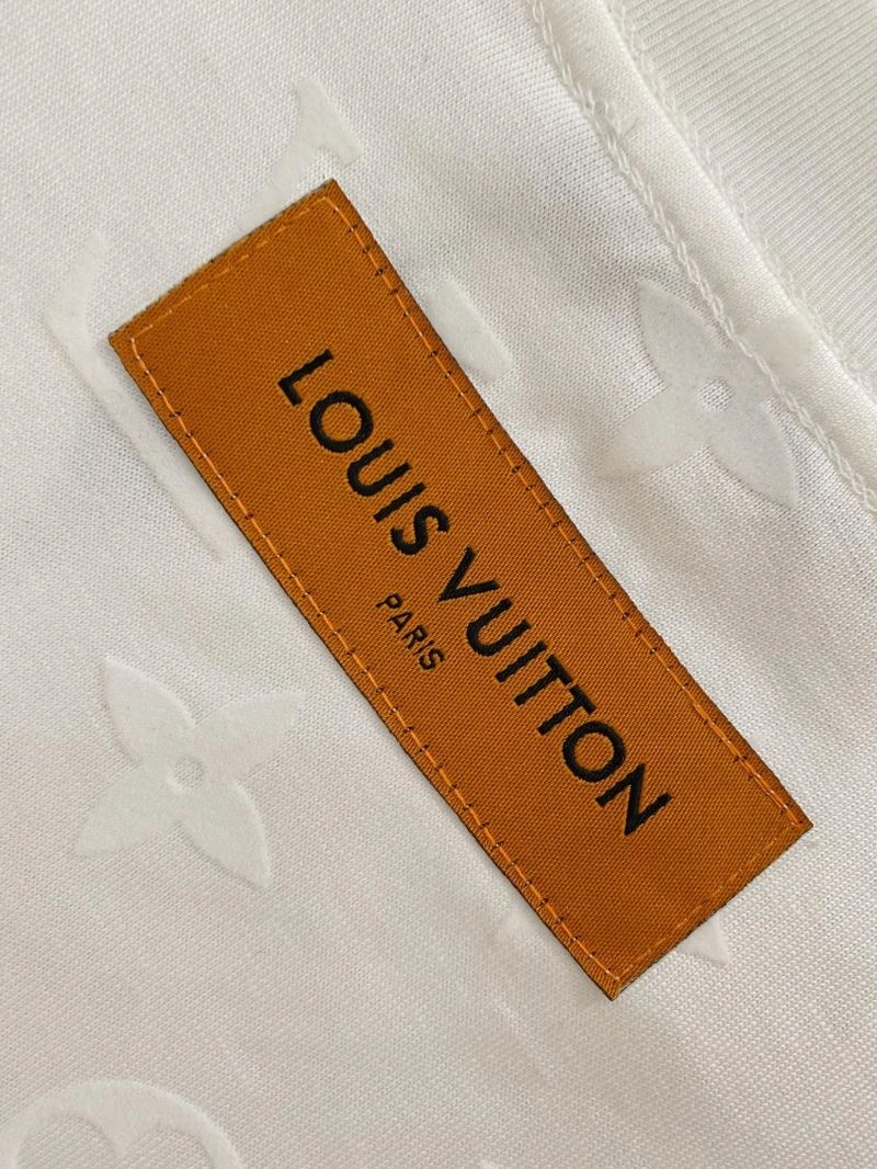 ModernLook Louis Vuitton T-Shirts 135662