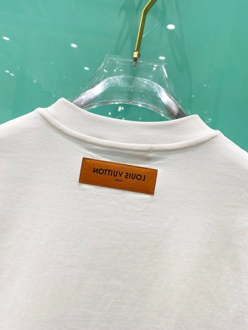 MoistureWicking Louis Vuitton T-Shirts 135648