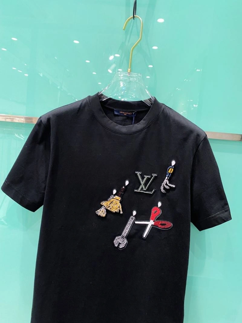 WaterResistant Louis Vuitton T-Shirts 135643