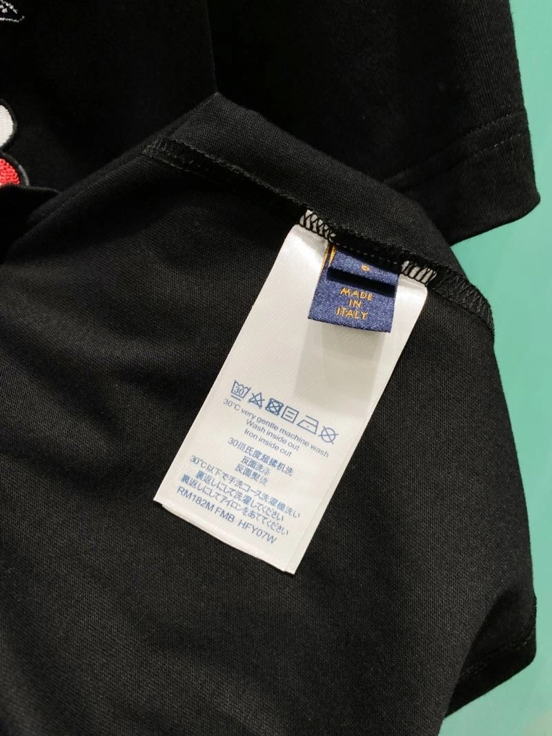 WaterResistant Louis Vuitton T-Shirts 135643