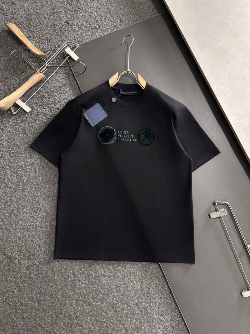 Affordable Louis Vuitton T-Shirts 135647