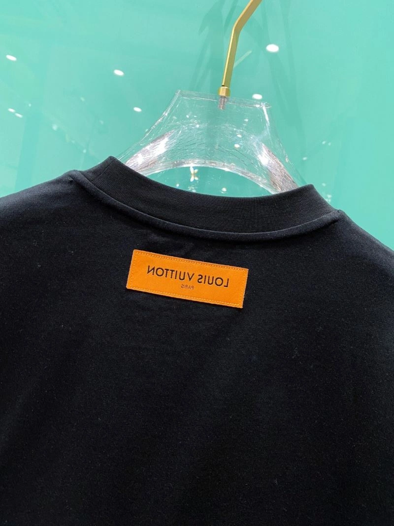 Louis Vuitton T-Shirts Compact 135638