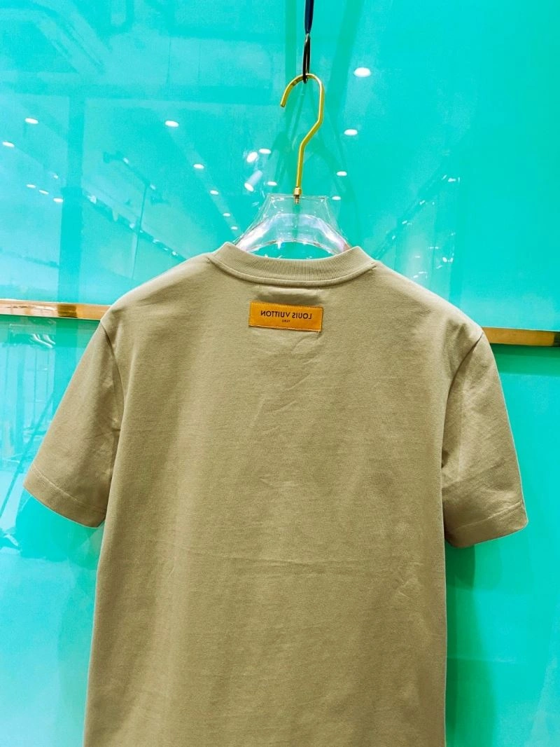 Louis Vuitton T-Shirts WaterResistant 135651