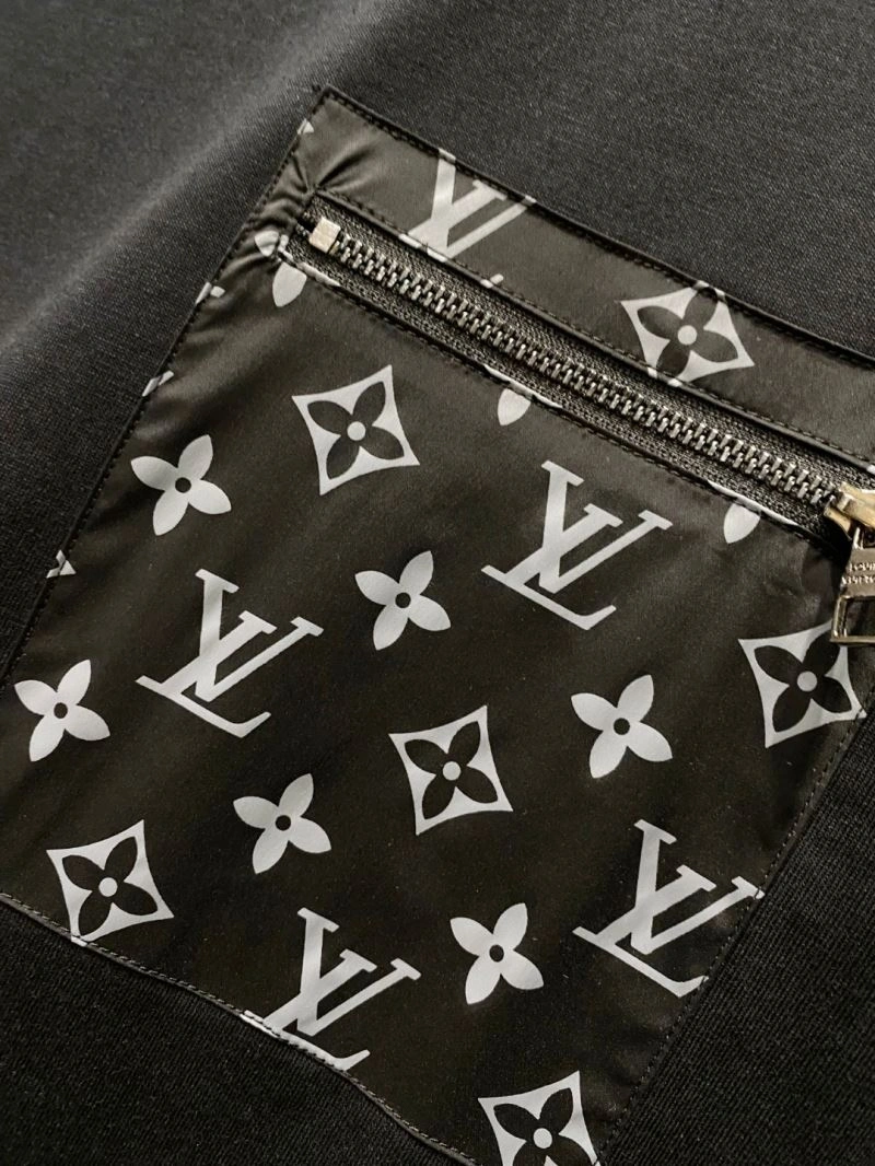 Louis Vuitton T-Shirts FashionForward 135652