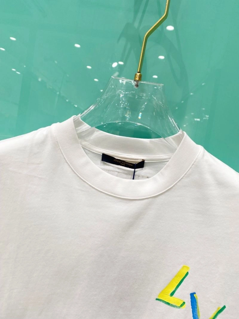 Stylish Louis Vuitton T-Shirts 135655